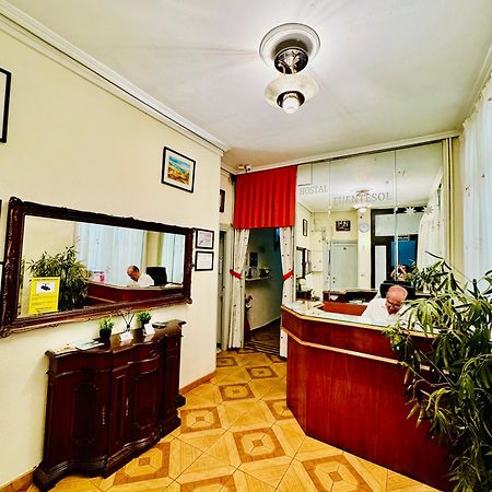 Hostal Fuentesol Madrid Exterior foto